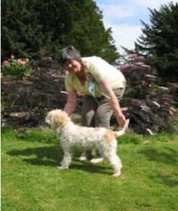 SHOWING Lettie